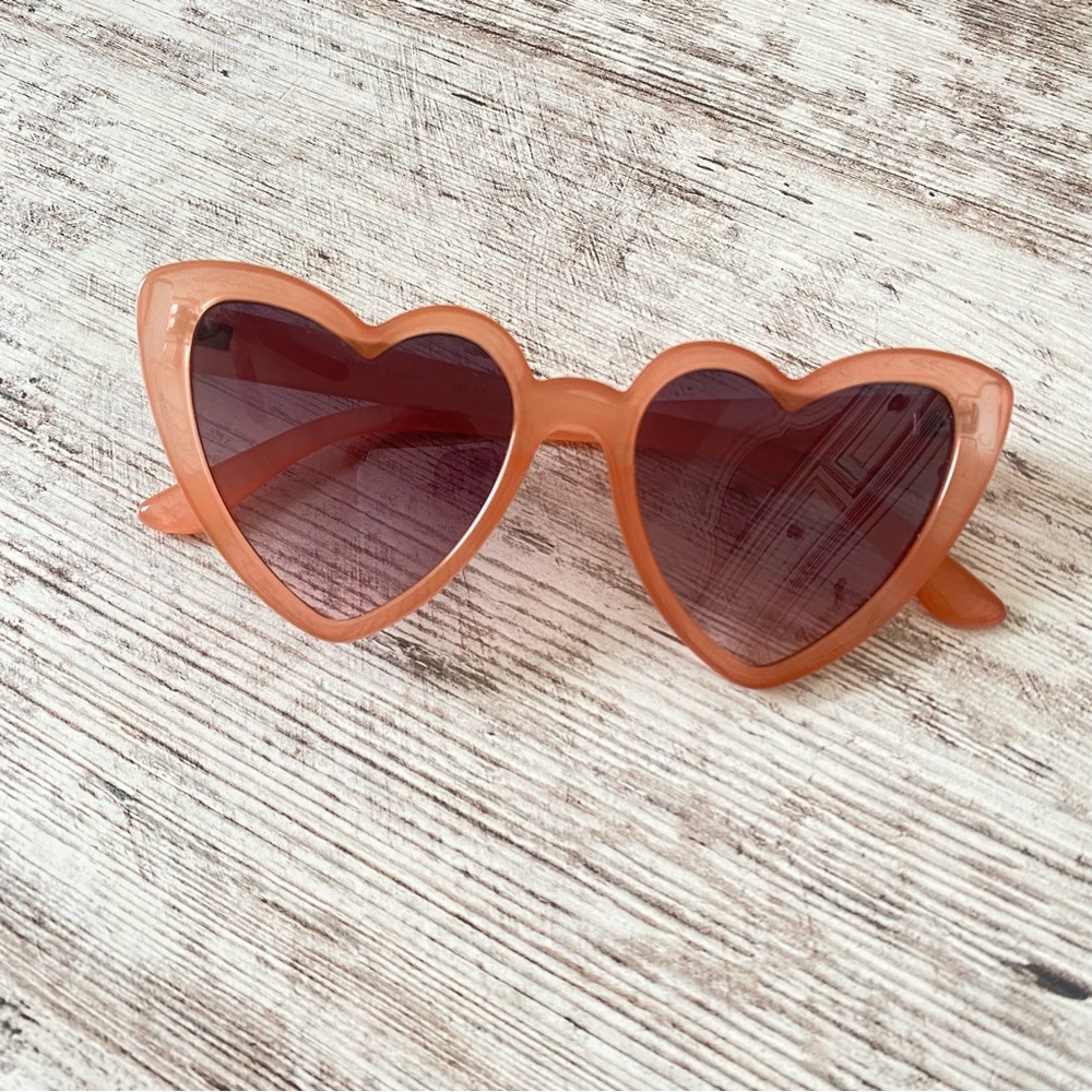 Peach Coquette Vintage Heart Sunglasses